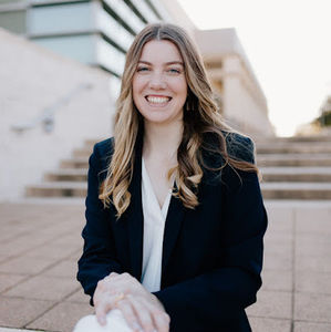 Meet your Posher, Anna